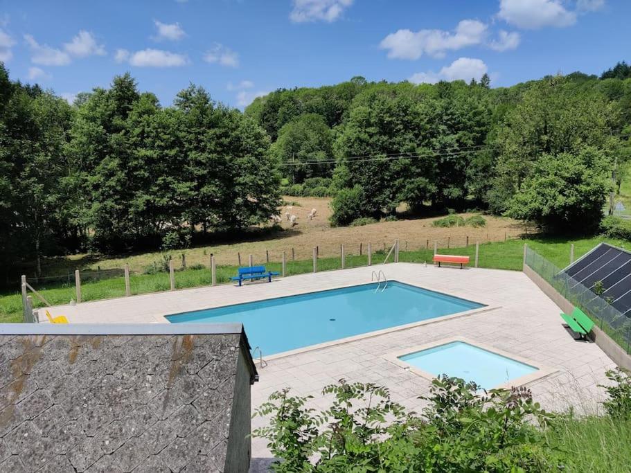Le Puits Du Bonheur Hébergement de vacances Villapourçon